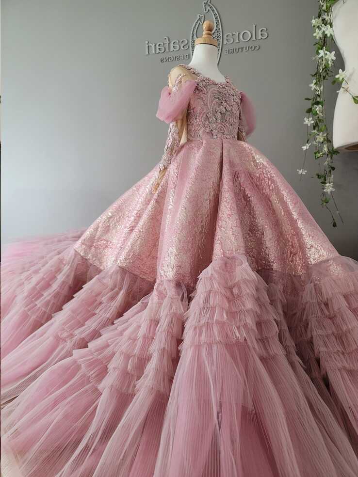 Aurora, Our Elegant Couture Princess Ball Gown - Etsy Norway