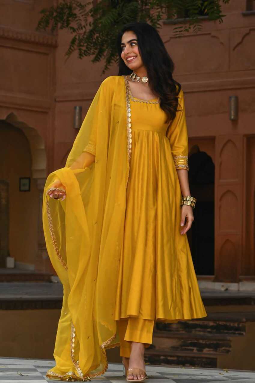 BEAUTIFUL YELLOW SALWAR SUIT