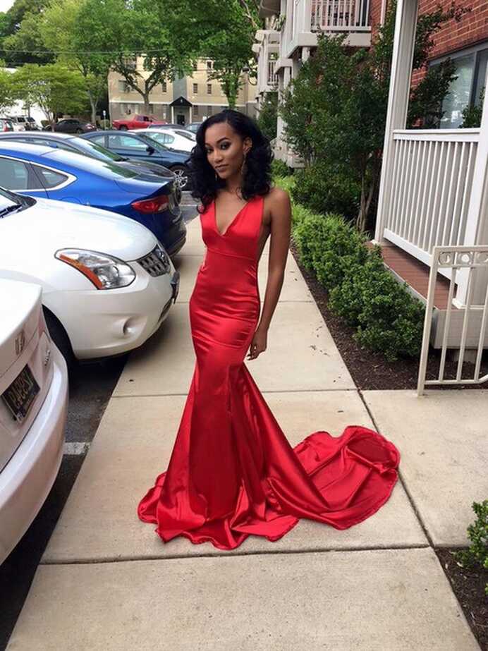 Backless V-neck Fitted Bright Red Prom Dress on Luulla