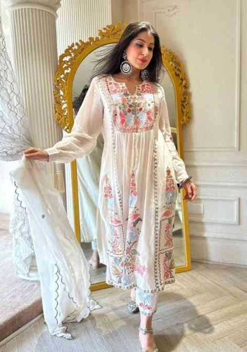 Beautiful Pakistani Georgette Kurti Pant With Dupatta Fancy Suit ...