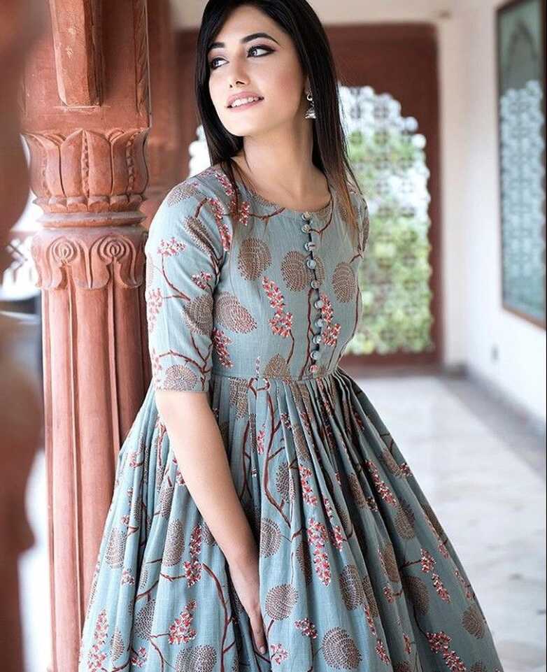 Beautiful Printed Dress. | Long kurti designs, Frock fashion, Long ...