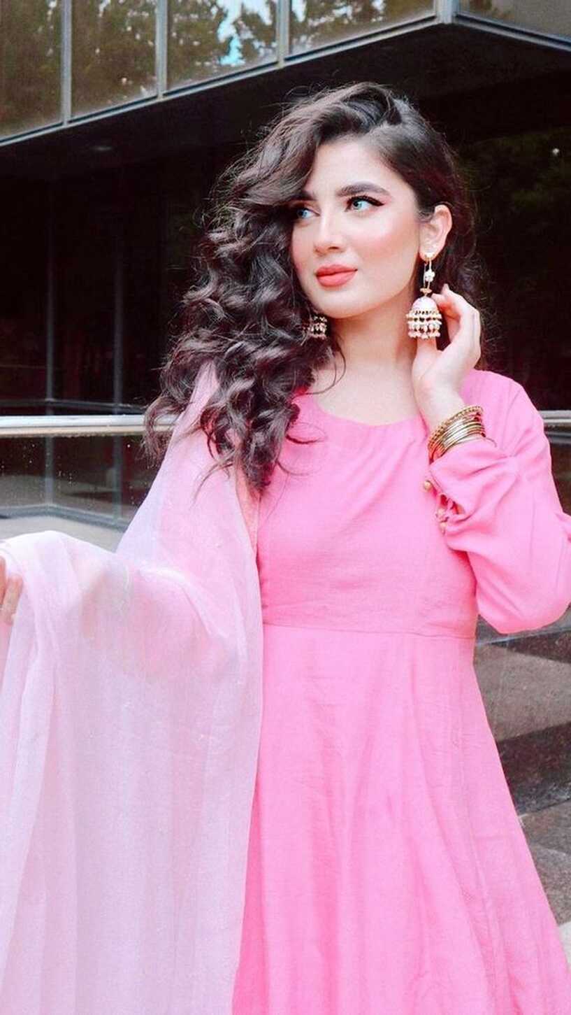 Beautiful girl in a pink dress fb dp pic