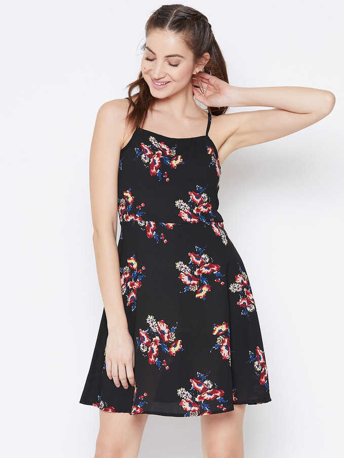 Berrylush Women Black &amp; Red Floral Printed Sleeveless Fit &amp; Flare Mini