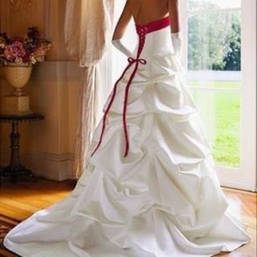 Best 25+ Deals for Red And White Wedding Dresses David&#39;s Bridal ...