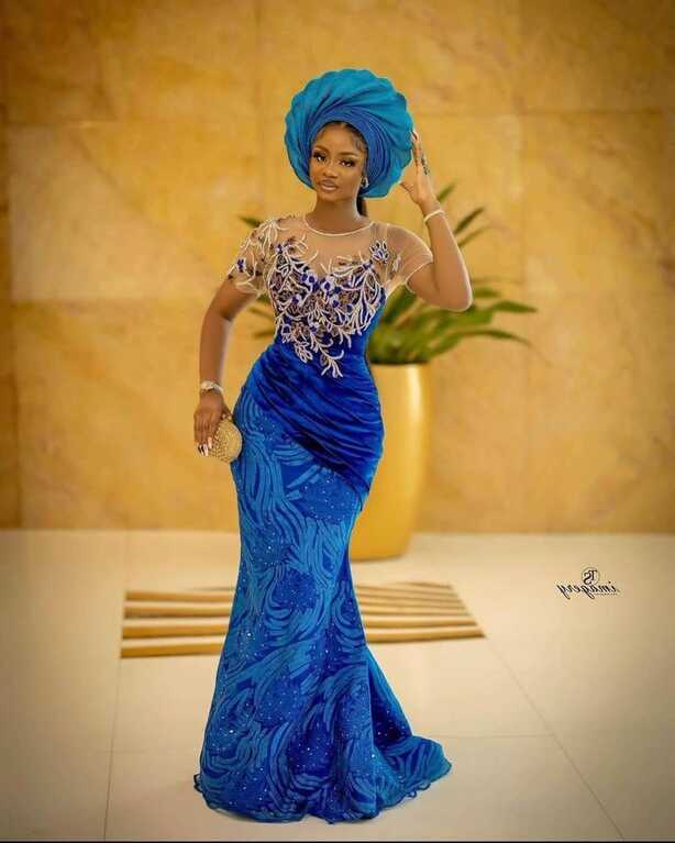 Best Asoebi Styles For Owanbe Wedding Guests