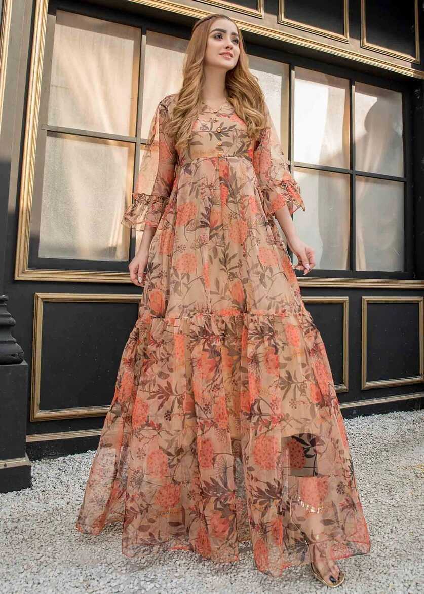 Best Maxi Dresses For Girls In Pakistan 2023/ 2024