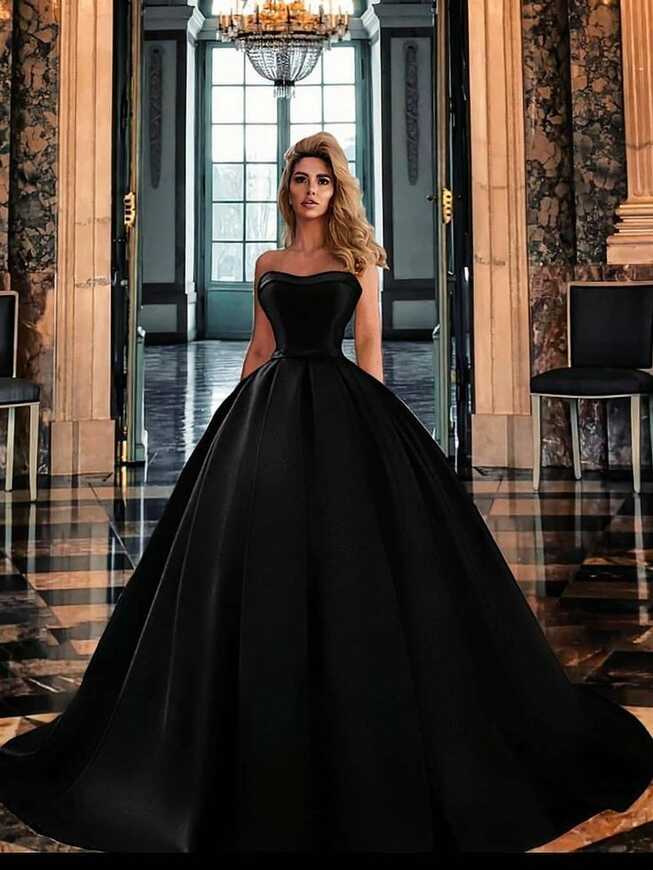 Black Ball gown | Black ball gown, Black bridal dresses, Ball gown ...