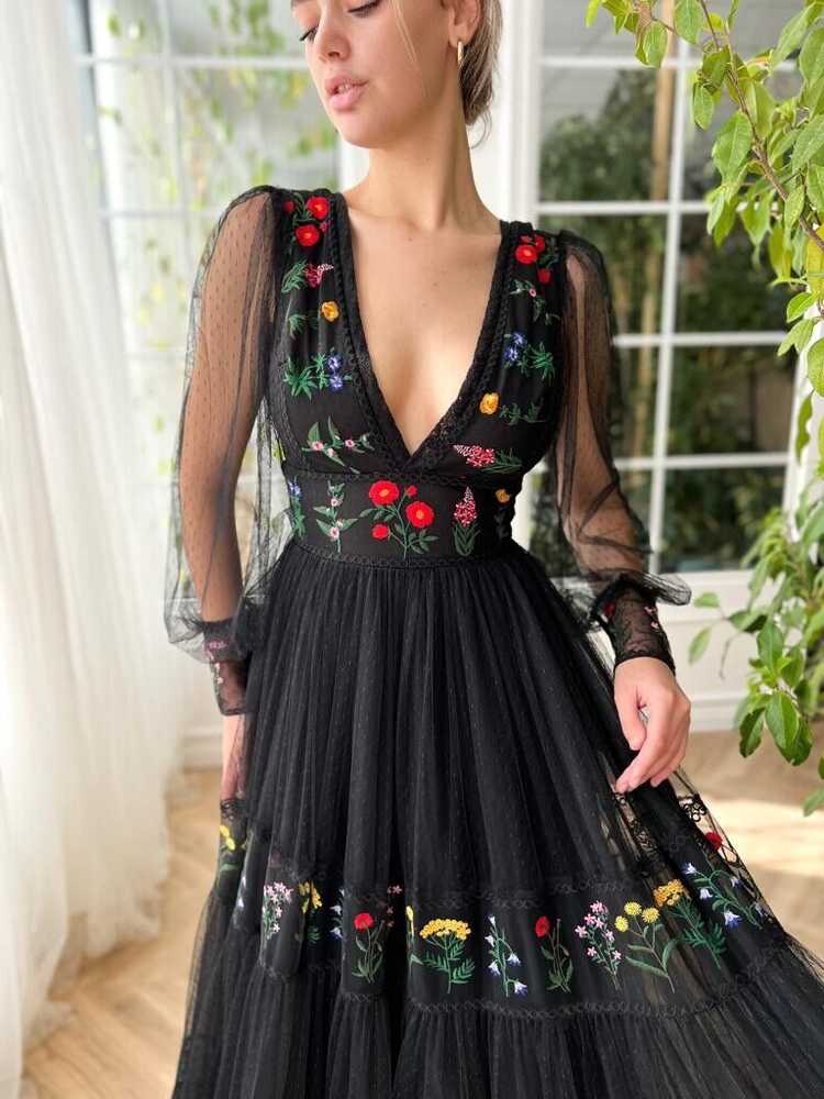 Black Formal Dress, Maxi Ball Gown, Special Occasion, Floral ...