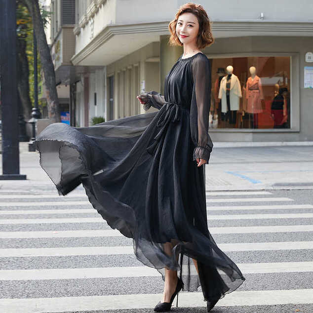 Black Maxi Dress: Women&#39;s Long Sleeve Vintage Gown for Formal Parties