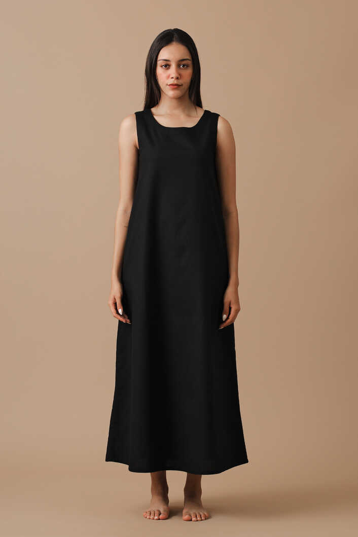 Black Sleeveless Maxi Dress By Turn Black - Goddess Maxi Dress