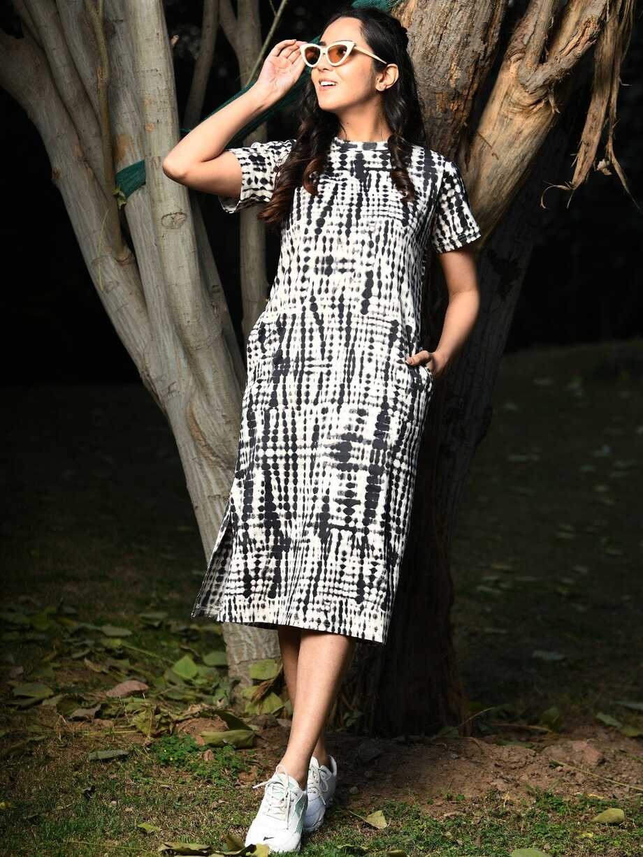 Black Tie Dye Printed Casual Midi Dress | ADFY-KRISD-2046 | Cilory.com