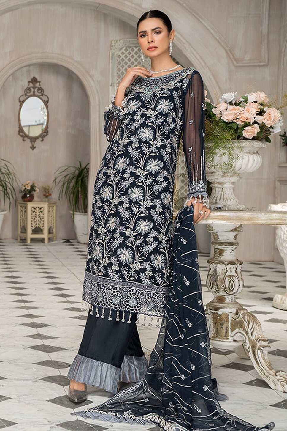 Black Traditional Pakistani Dress for Girls Online 2022 – Nameera ...