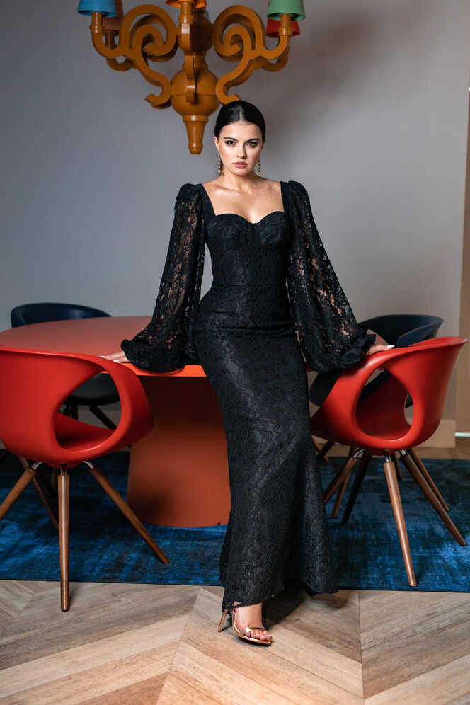 Black lace dress with wide sleeves - Lily Was Here