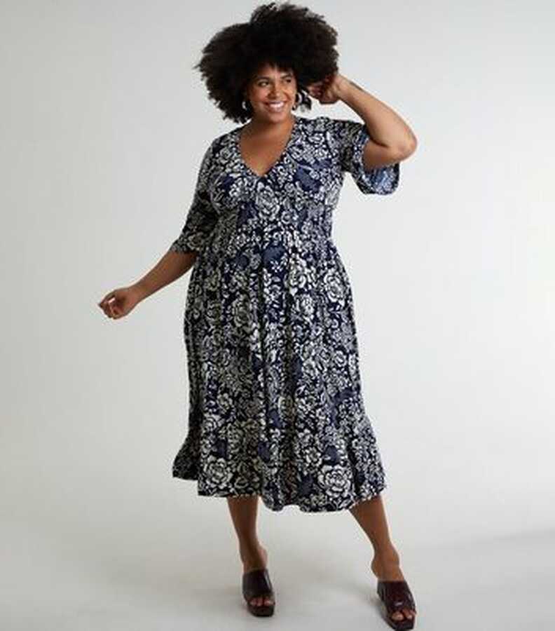 Blue Vanilla Curves Navy Floral Midi Dress | New Look