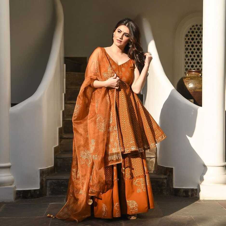 BudgetBooking: 10+ Brands Having Winsome Ethnic Wear Collection ...