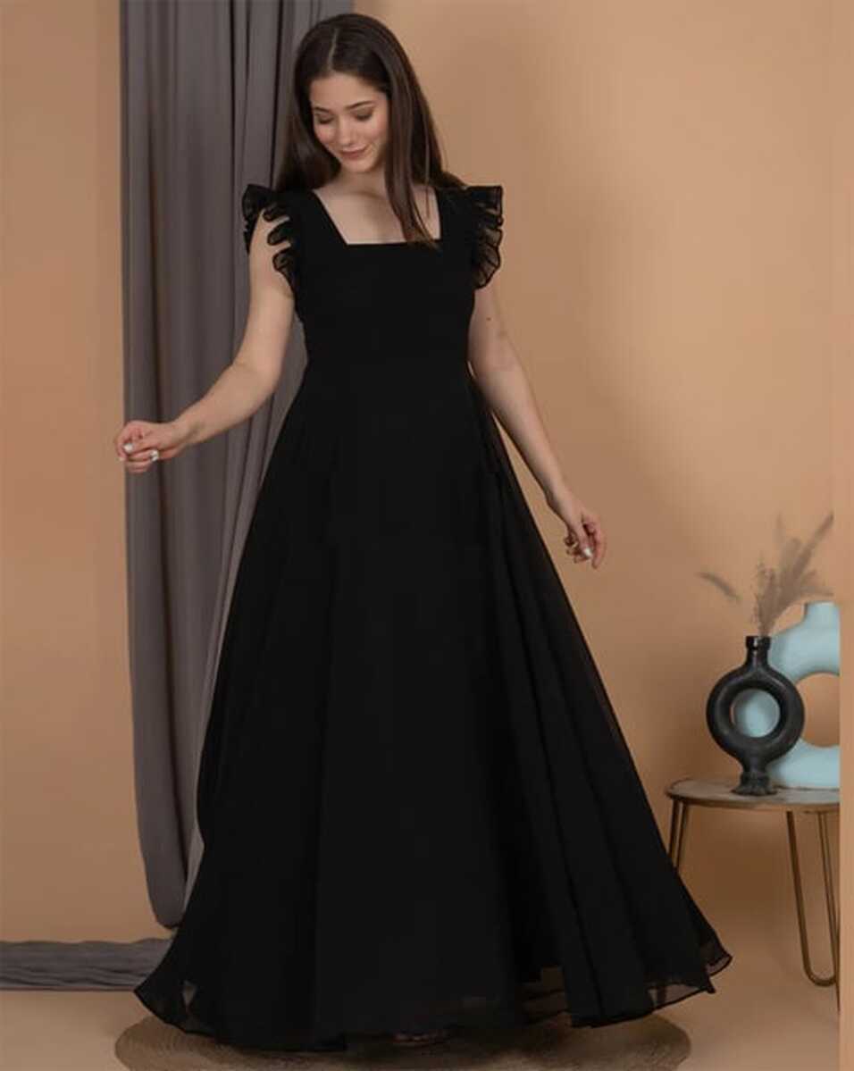 Buy Black Dresses &amp; Gowns for Women by ESTELA Online | Ajio.com