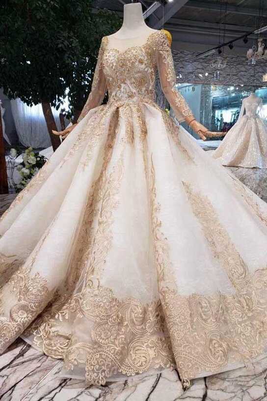 Champagne Luxurious Long Sleeve Ball Gown Prom Dress With Lace Appliqu