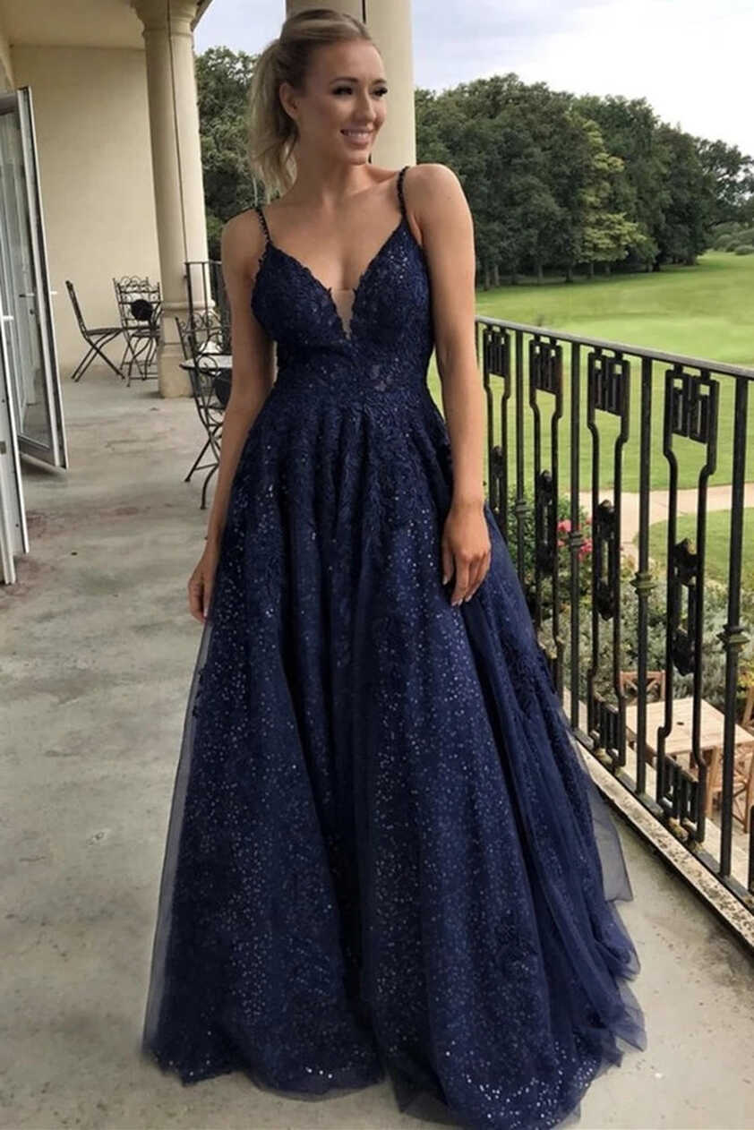 Channel your inner celebrity with these unique prom dresses 2023 ...