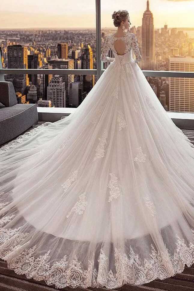 Chapel Train 3/4 Sleeve Appliques Ball Gown Wedding Dresses