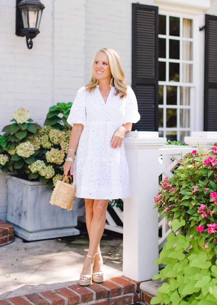 Cool White Dresses for Summer – Alicia Wood Lifestyle