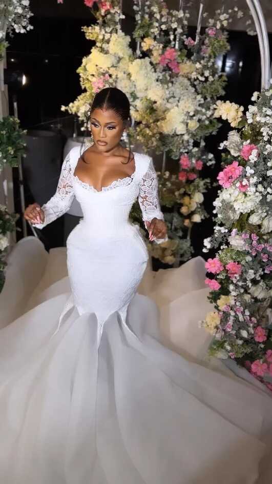 Corset style lace wedding dress with fish tail ?