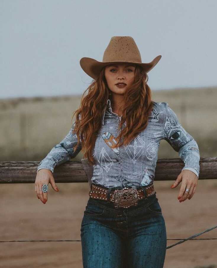 Cowgirl Outfits Ideas: How to Pull off Without Looking Old-Fashioned