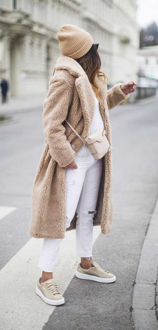 Cute and Comfy Winter Outfits 2020 1 - Fab Mood | Wedding Color ...