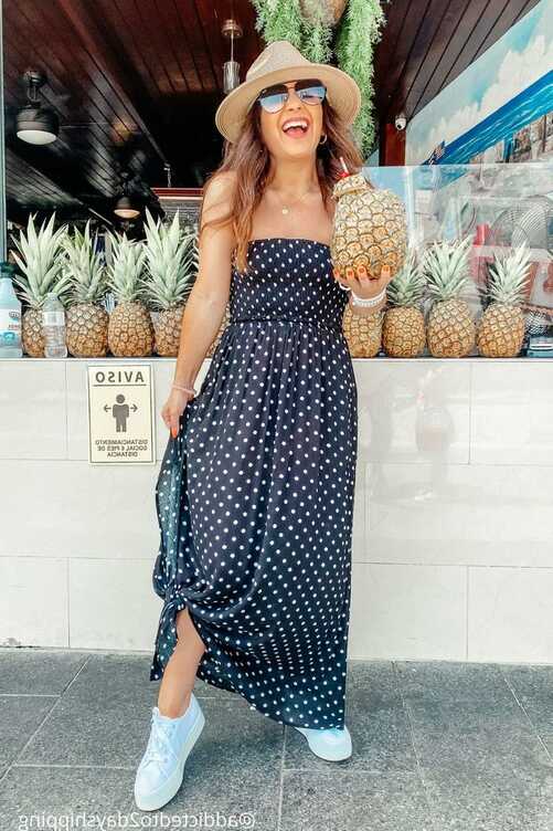 Cute summer outfit idea with maxi dress