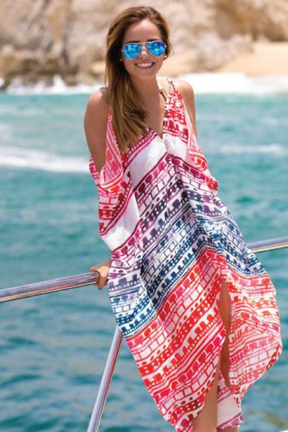 Dress on a Beach Vacation | Travelshopa Guides