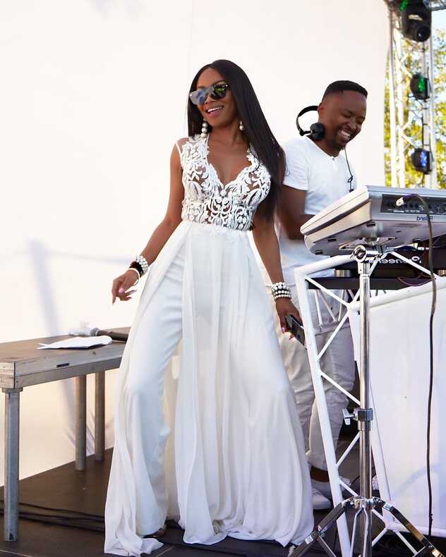 Effortlessly Chic: Bonang Matheba&#39;s Guide to Nailing the All-White ...