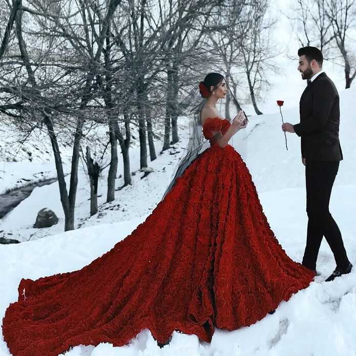 Elegant Off Shoulder Red Red Gown For Wedding With Full Rose ...