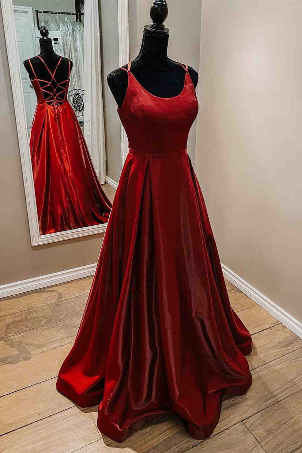 Elegant Red Straps Satin Prom Dress – Dreamdressy