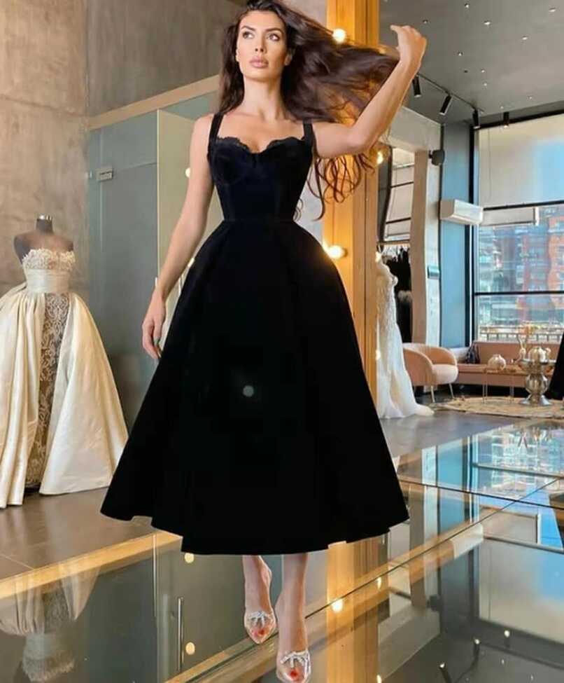 Elegant Short Black Satin Spaghetti Straps Evening Dresses With ...