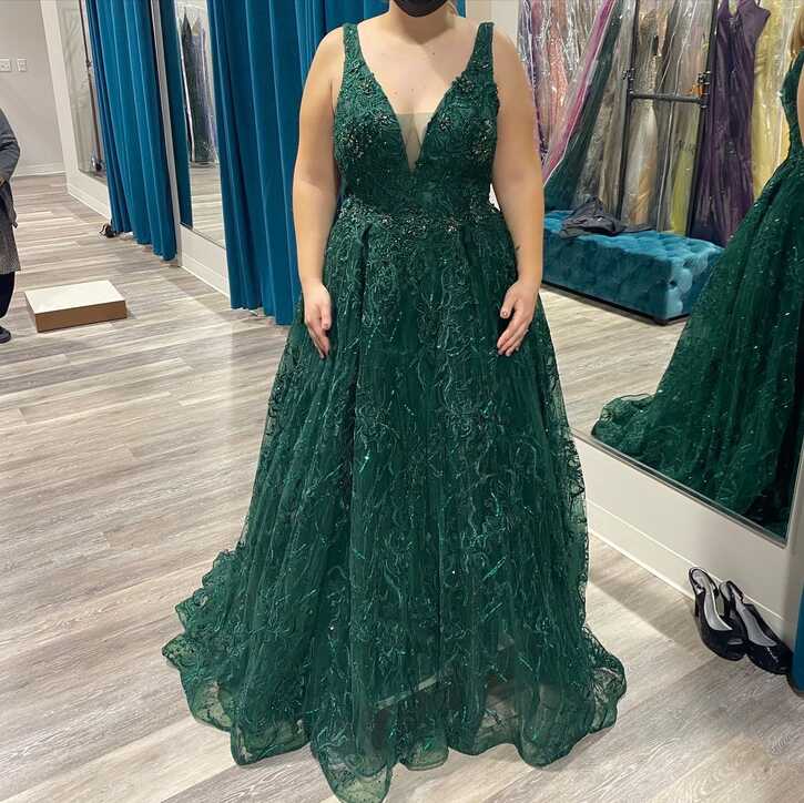 Ellie Wilde Size 12 Prom Off The Shoulder Emerald Green Ball Gown ...