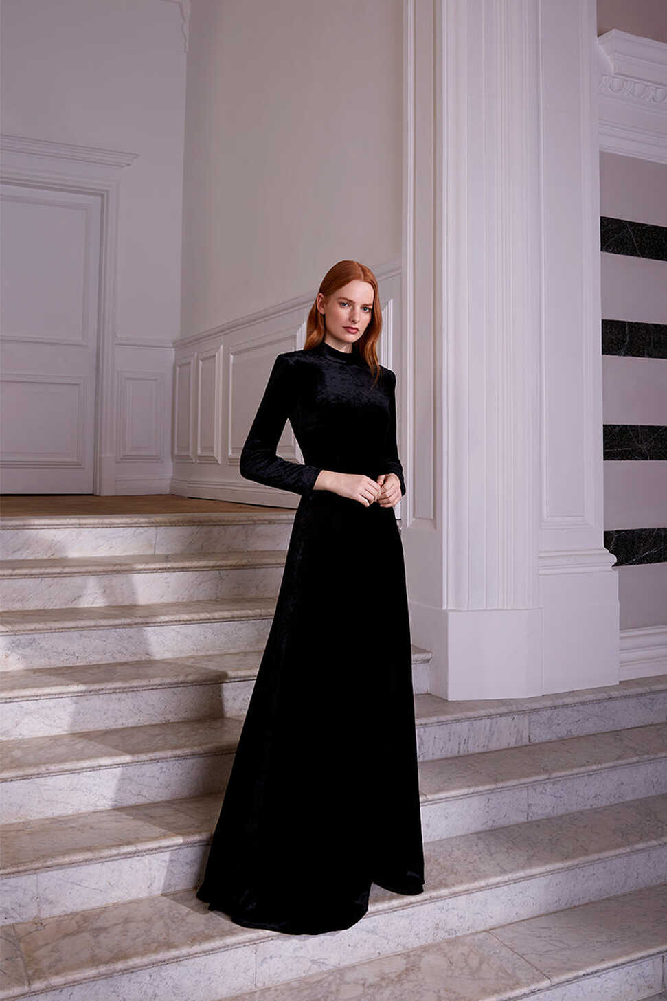 Evangeline Black Velvet Jersey Gown – Suzannah London