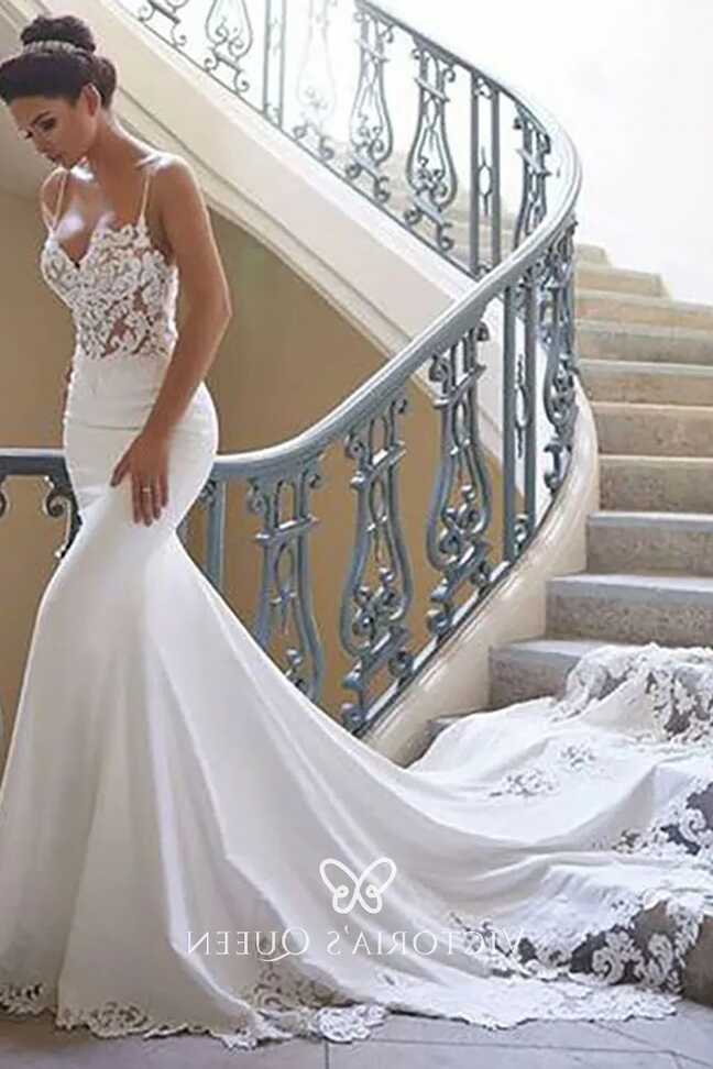 Fancy Lace &amp; Satin Scalloped Chapel Train Wedding Dress - VQ