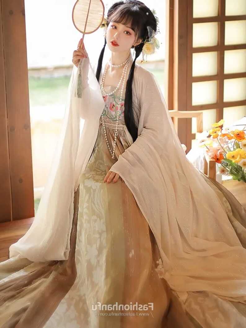 Fashion Hanfu Traditional Chinese Dress Tang Dynasty Hanfu Dress ...