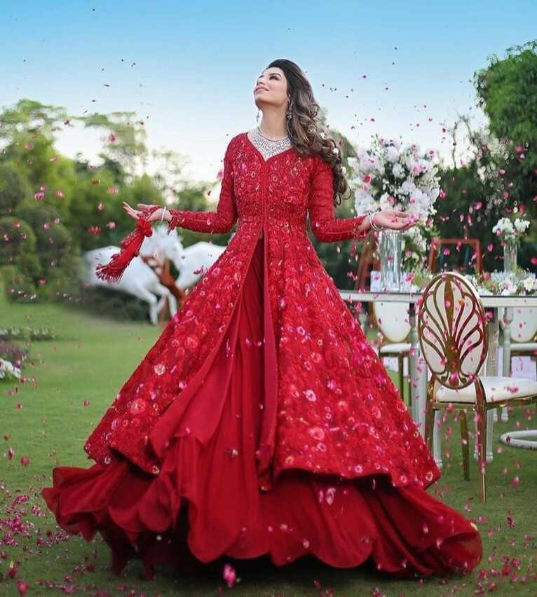 Floral Red Ladies Designer Gown at best price in North 24 Parganas ...