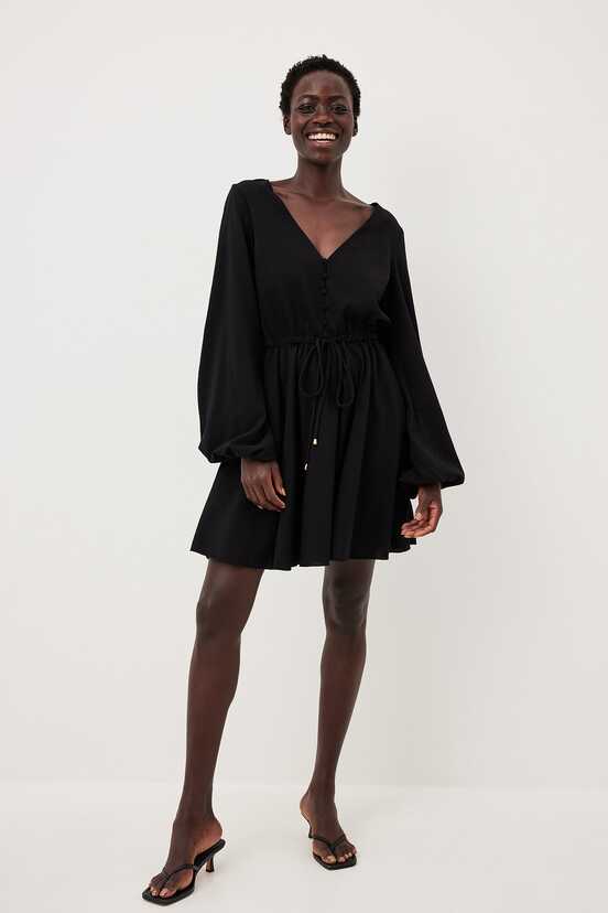 Flowy Long Sleeve Mini Dress Black | NA-KD