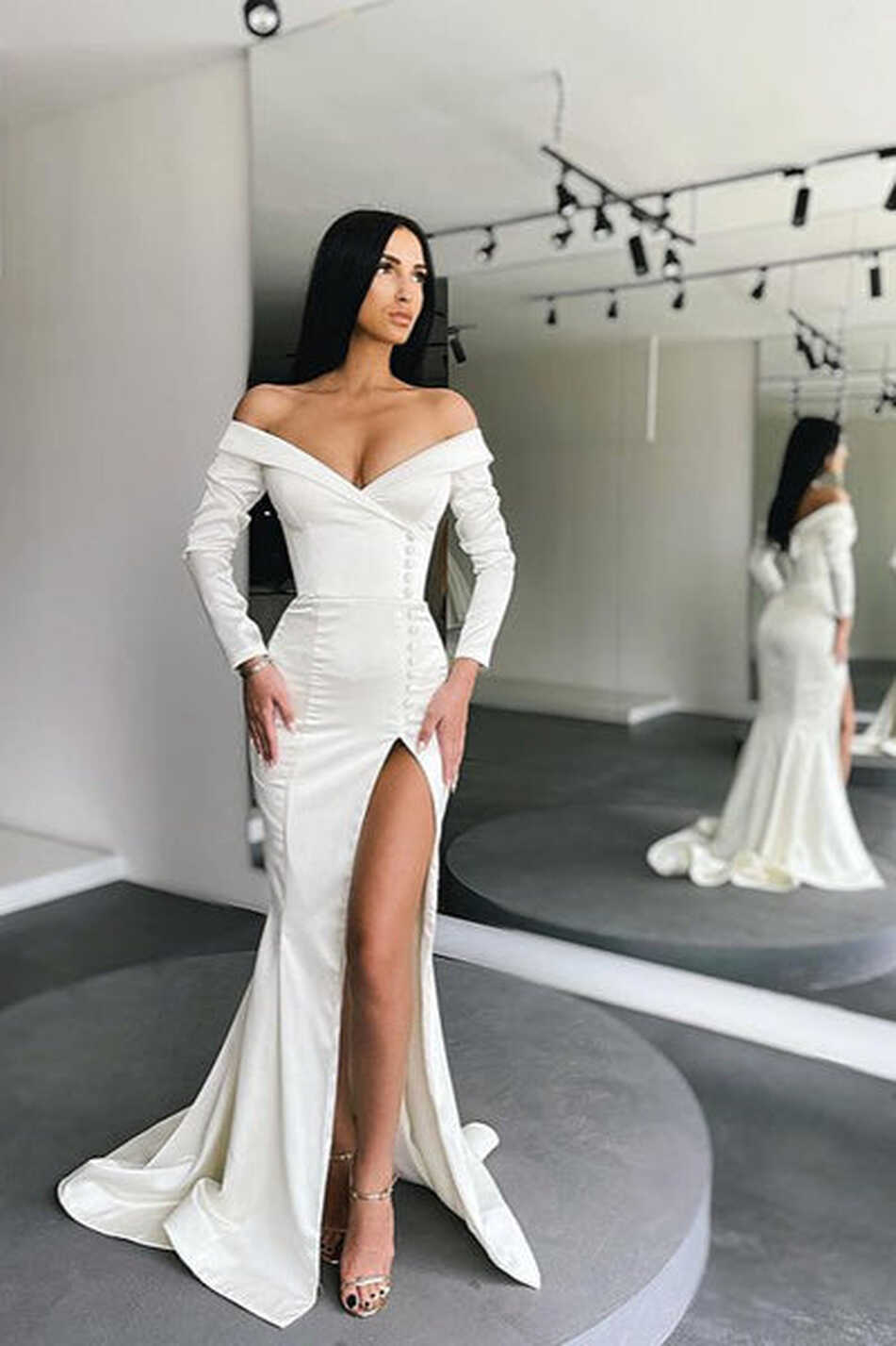 Glamorous White Long Sleeves Mermaid Evening Dress Off-the ...