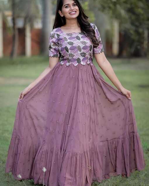 Gorgeous Lavender Long Dress with scallop design - Med 38