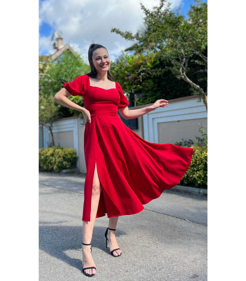 Heart Collar Side Slit Short Sleeve Midi Dress Red