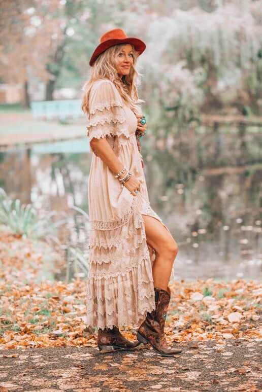 How to style your favorite bohemian white maxi dress for Autumn?