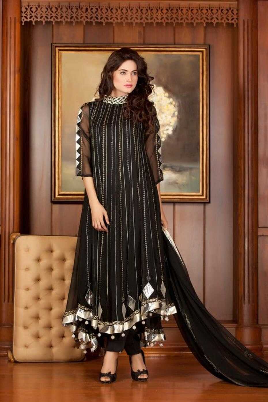 Indian and Pakistani Designer Dresses with Unique Styles