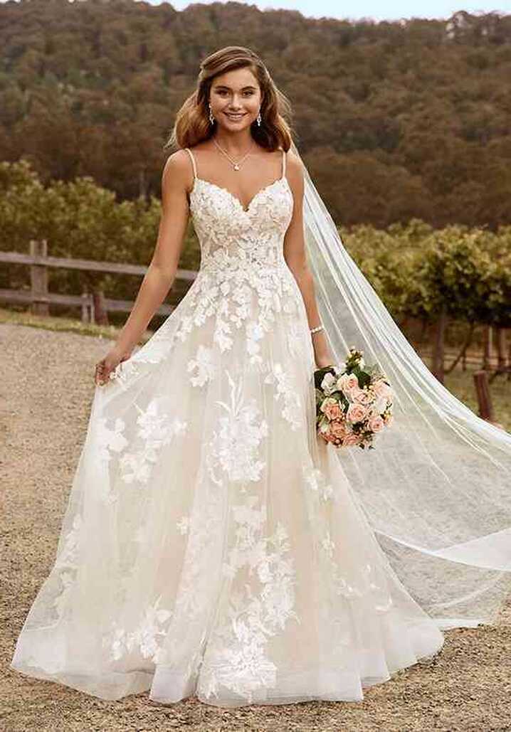 Is It Mandatory For Wedding Dress To Be White? | HOTLEATHERWORLD