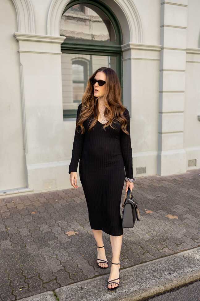 KNIT DRESS OUTFITS FROM REVOLVE - Inspiring Wit