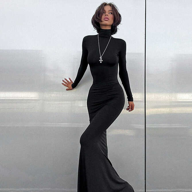 Kaylin Long Sleeve Maxi Dress