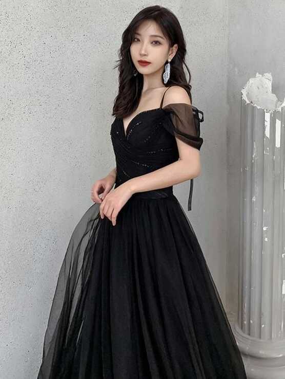 Korean Gown-Black off-shoulder gowns