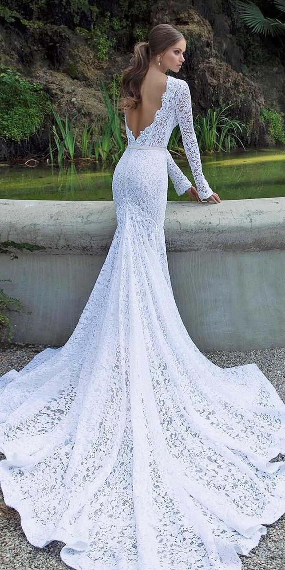 Lace Wedding Dresses: 36 Looks + Expert Tips