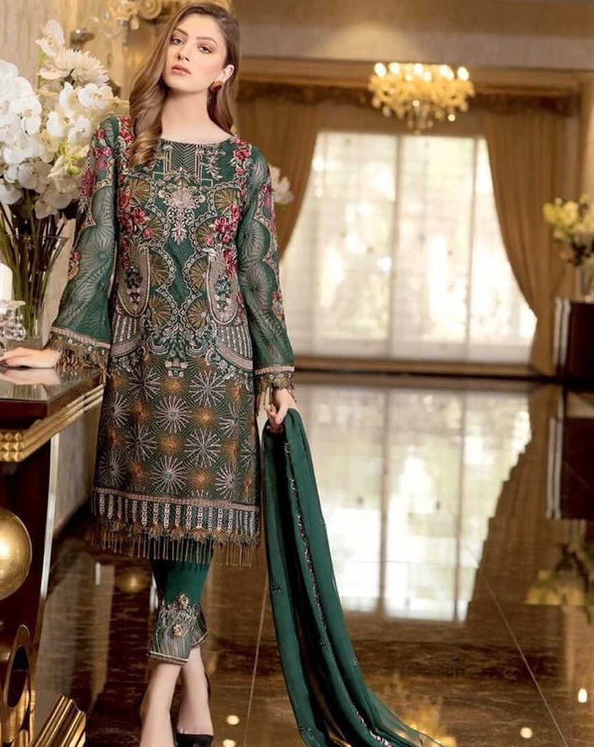 Latest Pakistani Wedding Party Dresses Barat Wear Online – Nameera ...